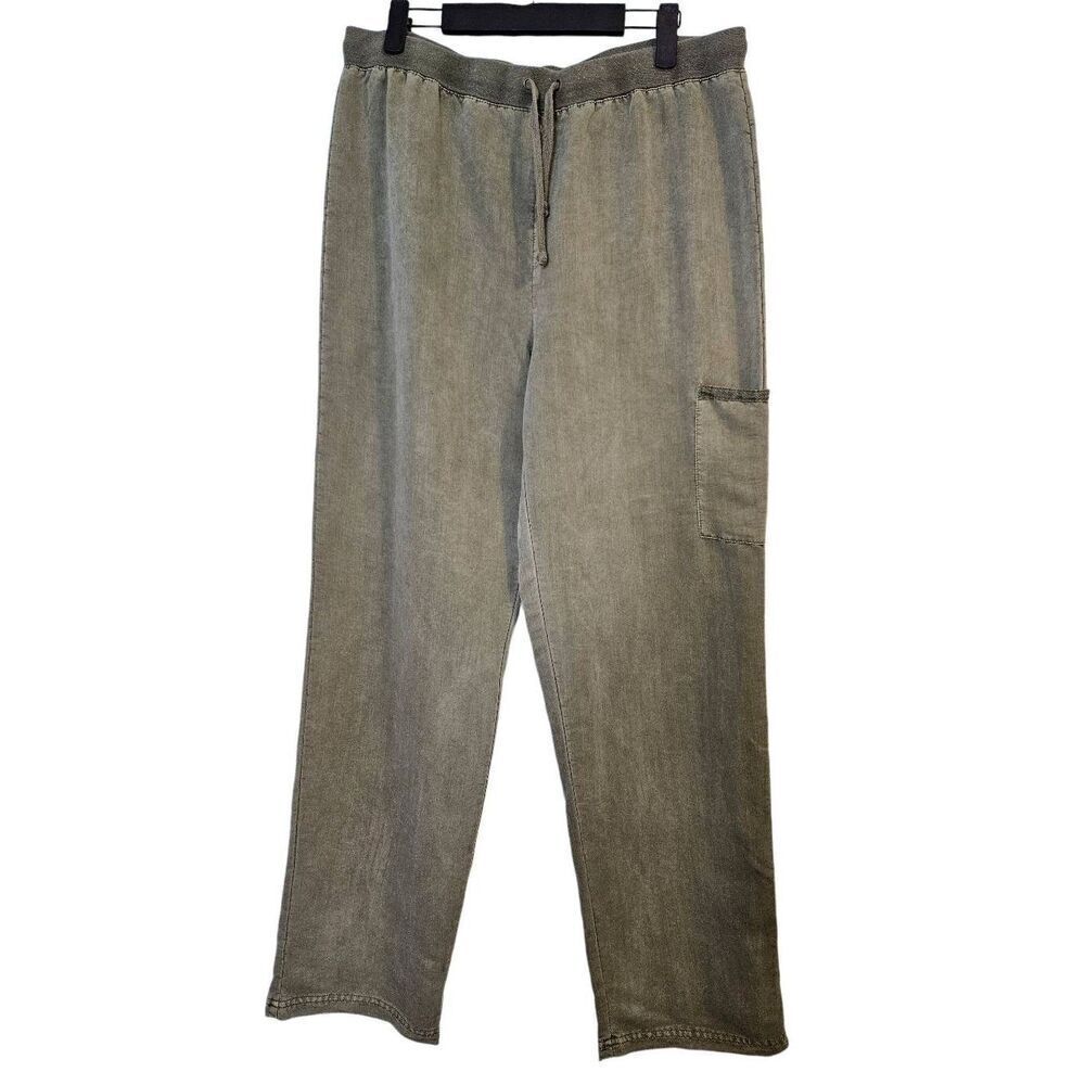 Bamboo Traders dusty green wide leg pants. Size L.